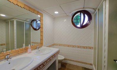 Bestaande bouw - Villa -
Elche