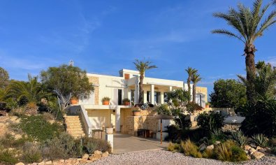 Reventa - Villa -
Orihuela - Torremendo