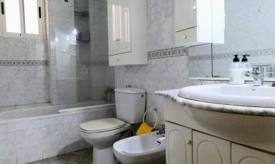 Reventa - Apartamento / piso -
Torrevieja - Center