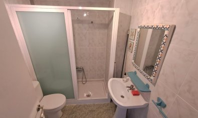 Reventa - Apartamento / piso -
Torrevieja - La Mata