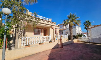 Reventa - Villa -
Algorfa - Montemar