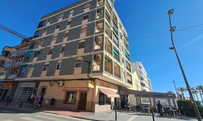 Bestaande bouw - Appartement -
Torrevieja - La Mata