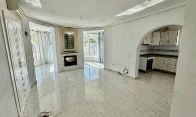 Resale - Villa -
Ciudad Quesada