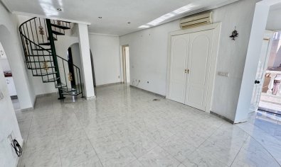 Resale - Villa -
Ciudad Quesada