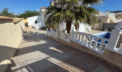 Resale - Villa -
Ciudad Quesada