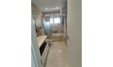 Reventa - Villa -
Orihuela Costa - La Zenia