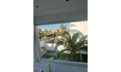 Reventa - Villa -
Orihuela Costa - La Zenia