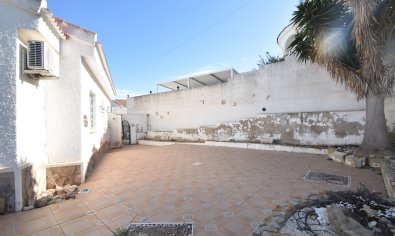 Resale - Villa -
Ciudad Quesada